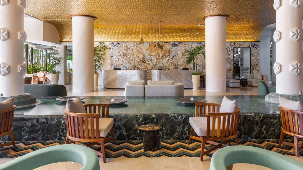 The Handwritten Life: Personalized Experiences at Marival Distinct