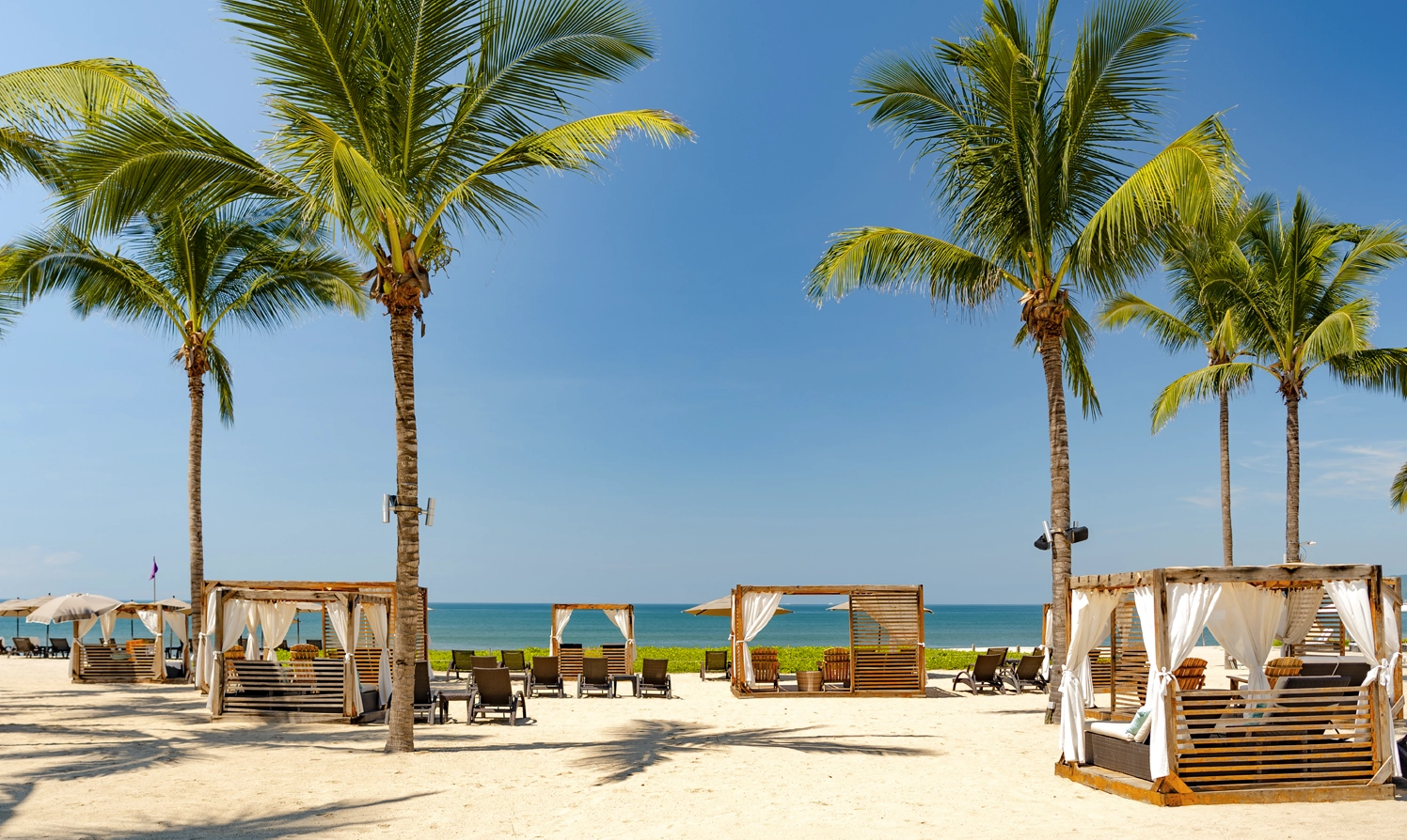 Mozzamare Beach Club Nuevo Vallarta Marival Distinct