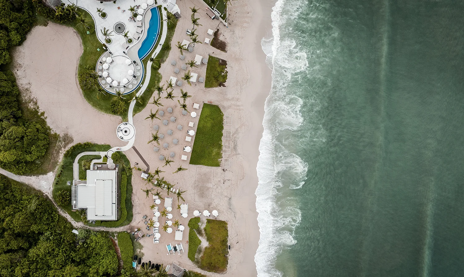 Mozzamare Beach Club Nuevo Vallarta Marival Distinct