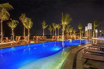 Mozzamare Beach Club Nuevo Vallarta