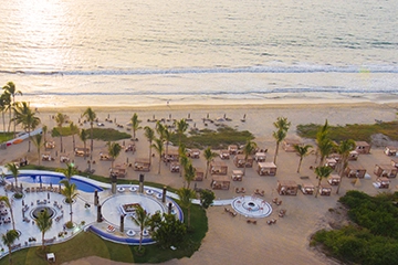 Mozzamare Beach Club Nuevo Vallarta