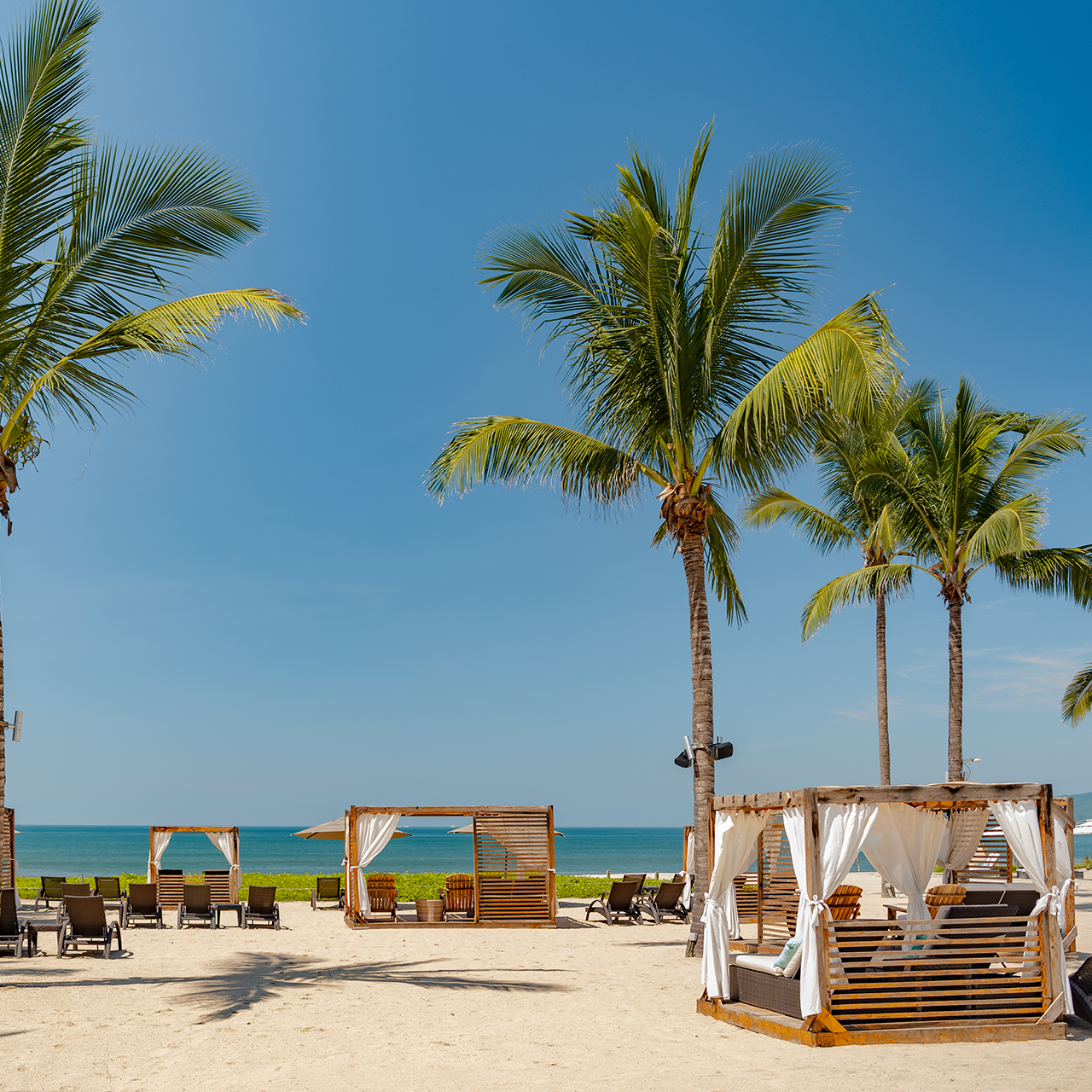 Mozzamare Beach Club Nuevo Vallarta Marival Distinct
