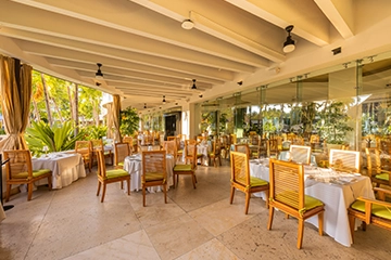 Omaggio Restaurant Marival Distinct