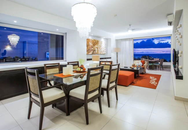 One-Bedroom Luxury Ocean View